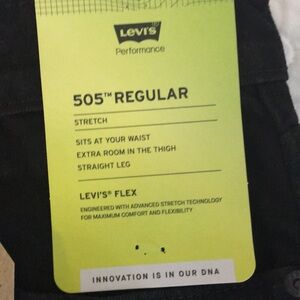 Mens Levis Performance Flex Jeans. Black.